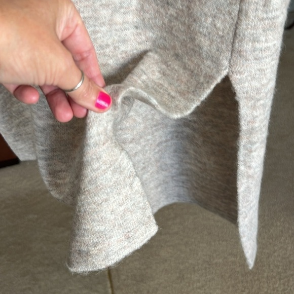 Line and Dot Oatmeal Midi Cali Sweater Dress Small - Picture 9 of 10